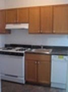 Primary Photo - 216 Winthrop St