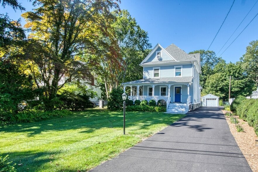 Primary Photo - 96 Holmes Ave