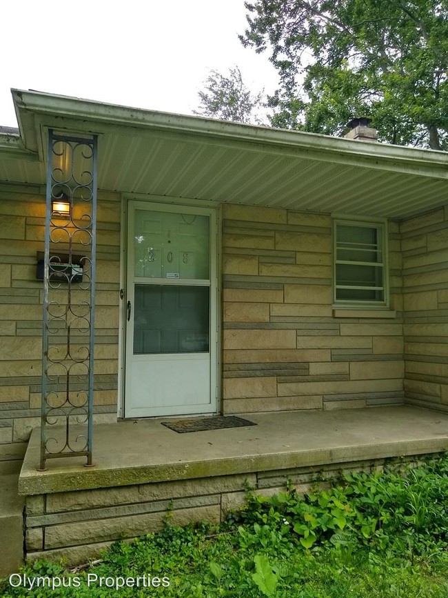 Building Photo - 208 S Hillsdale Ct