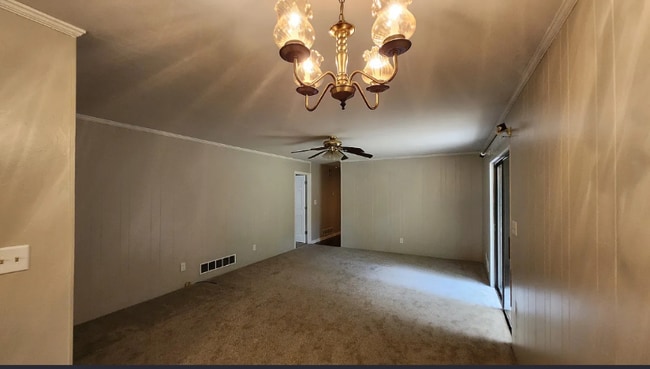 Building Photo - 260 Gentry Dr