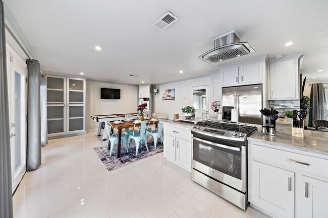 Foto del edificio - 1825 Locksford St