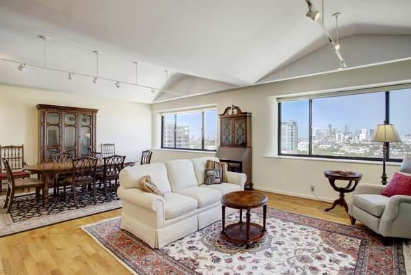 Photo - 1400 Hermann Park Dr Apartment