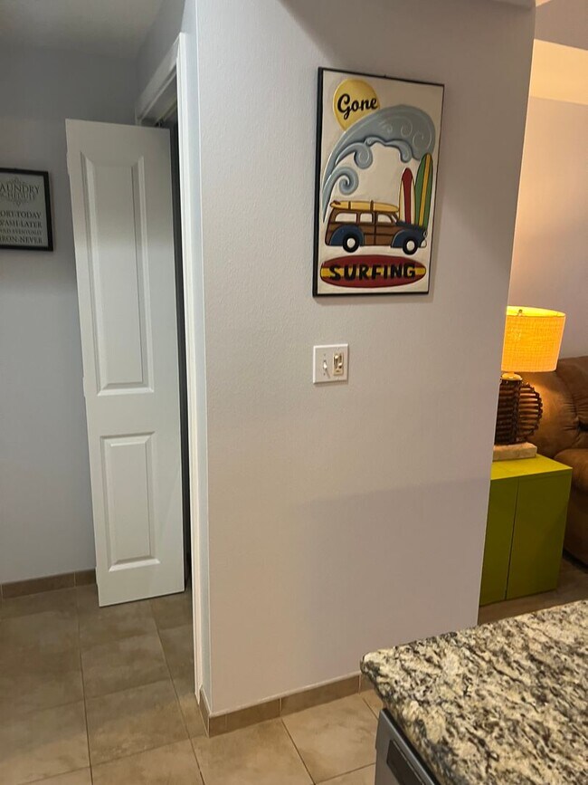 Foto del edificio - Furnished 2 bed, 2 bath at The Breakers