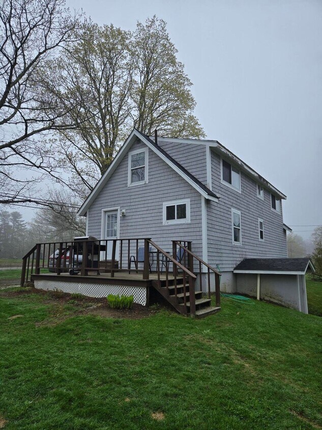Foto principal - 598 Washington Rd