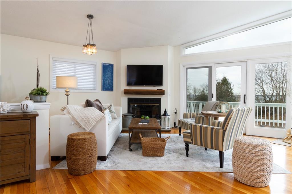 Foto principal - 1106 E Shore Rd