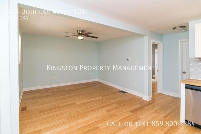 Foto del edificio - 419 Douglas Ave