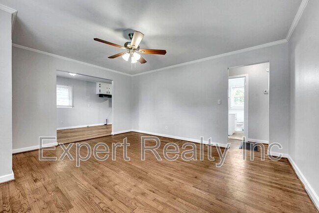 Foto del edificio - 1317 Glenwood St NW