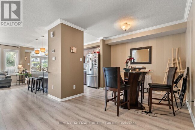 Building Photo - 1527 Carronbridge Cir