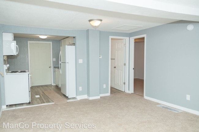 Building Photo - 2 br, 1 bath House - 948 Highridge Ave