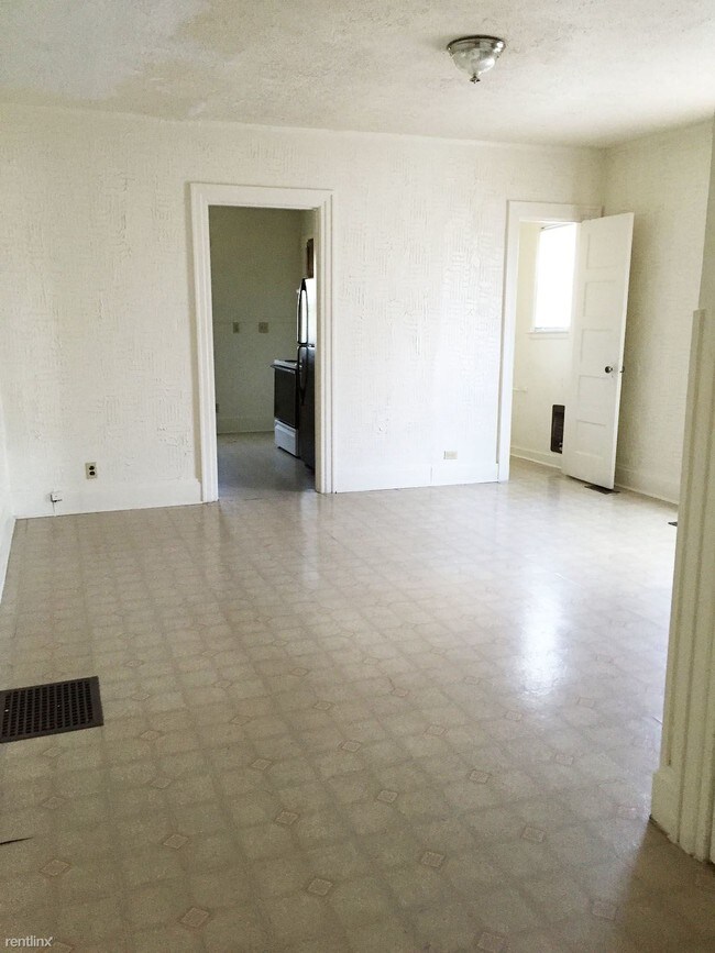 Building Photo - 3 br, 1.5 bath  - 401 S Euclid Ave