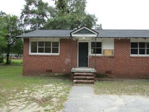 Building Photo - 123 Dixie Dr