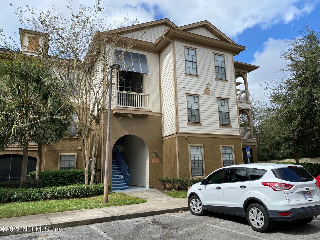 Primary Photo - 12700 Bartram Park Blvd