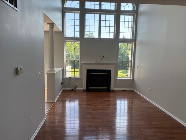 Building Photo - 173 Westbrook Dr