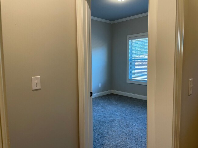 Building Photo - Spacious Brand New Build in Good Location!