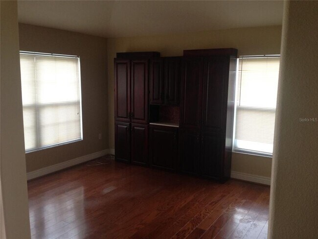 Foto del edificio - 1680 Evergreen Ct