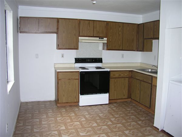 Building Photo - 310 Mount Everest Dr