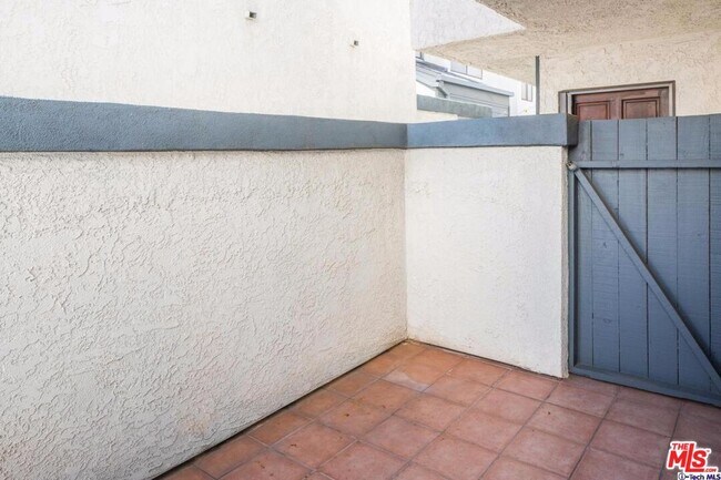 Foto del edificio - 1333 Valley View Rd
