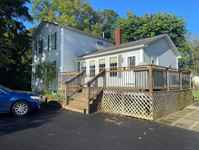 Building Photo - 178 Plains Rd