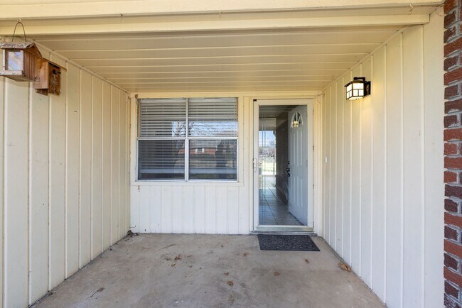 Foto del edificio - 3 Bed | 1.5 Bath | Tulsa | Move In Ready