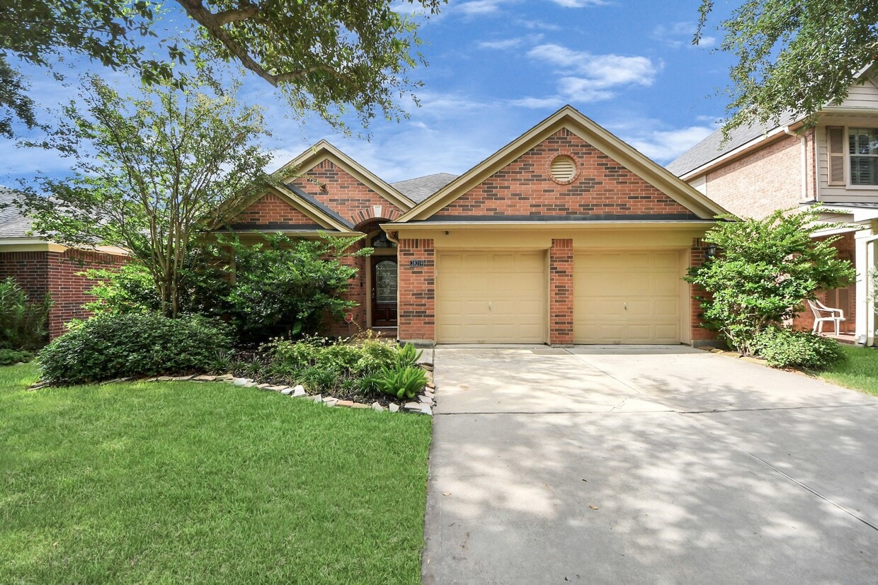 Foto principal - 28219 Crossprairie Dr