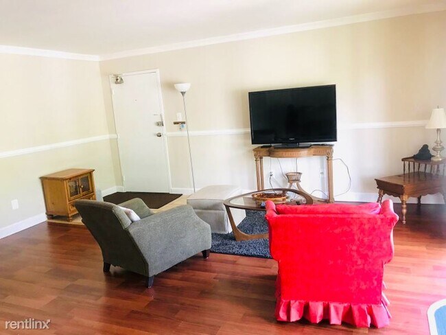 Foto del edificio - 4104 Daniels Ave