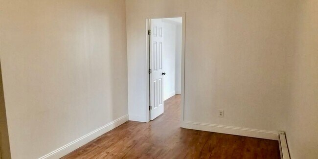 Foto del edificio - 1332 N 59th St