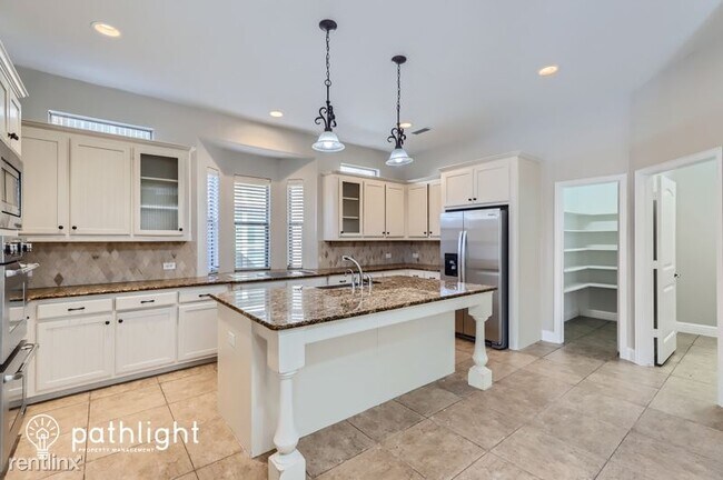 Building Photo - 3127 Bainbridge Ln UNIT