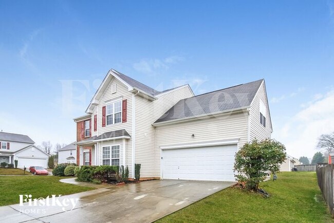 Building Photo - 350 Bangor Dr