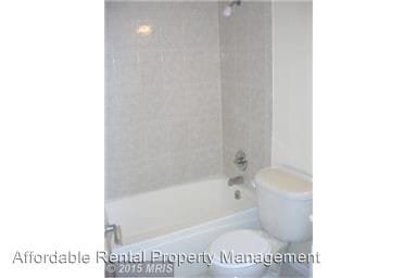 Building Photo - 3 br, 1.5 bath House - 207 Queen Anne's Court