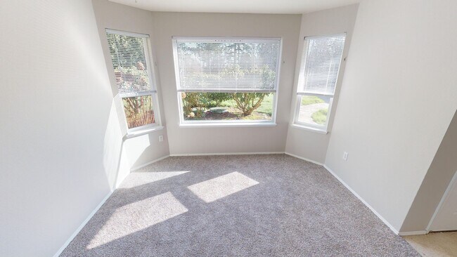 Foto del edificio - 988 Kazac PL SW, Port Orchard WA