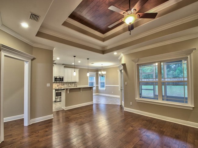 Building Photo - 250 Tillis Ln