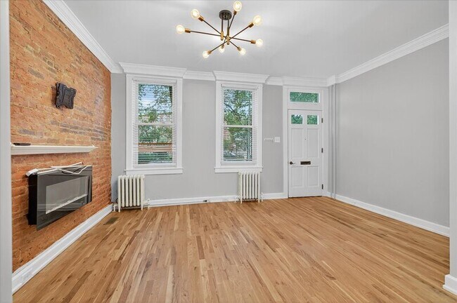 Foto del edificio - 255 New Holland Ave