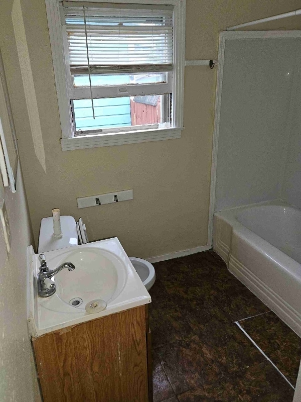 Building Photo - 4833 Johnston Dr