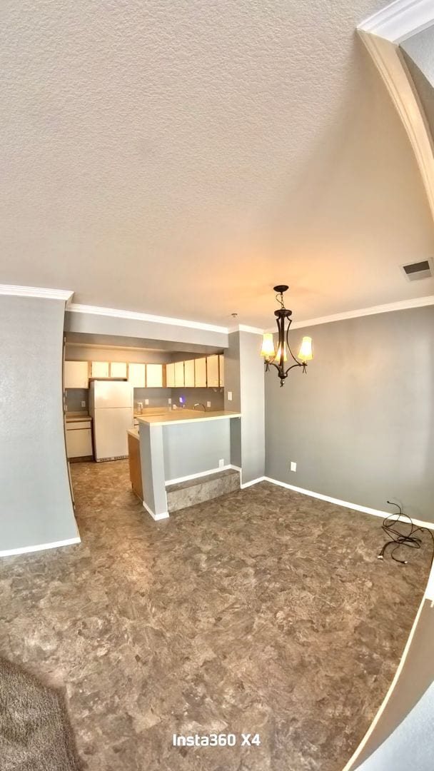 Foto del edificio - 2126 Denton Grove – Rockrimmon Gem Near Ut...