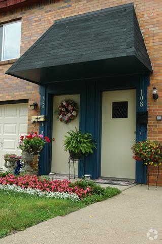 Edificio - Walnut Ridge Townhomes