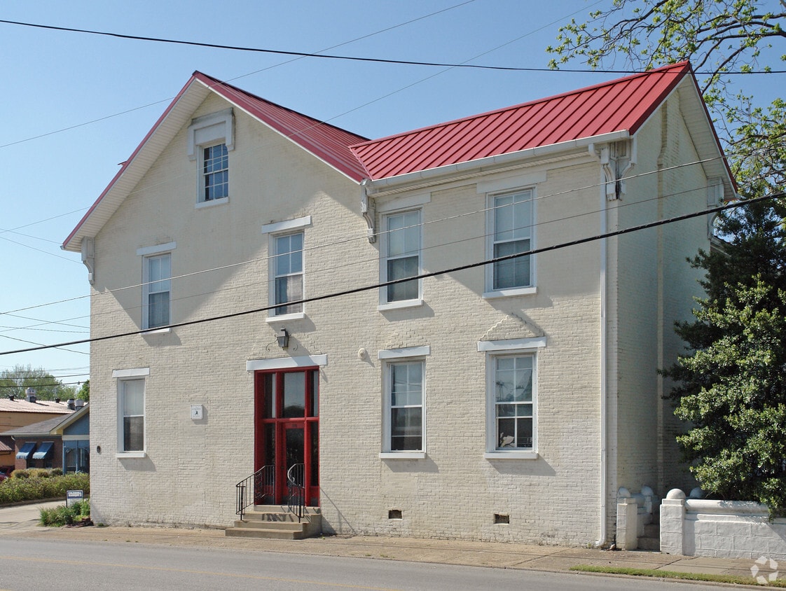 326 E Main St, Gallatin, TN 37066 Apartments in Gallatin, TN