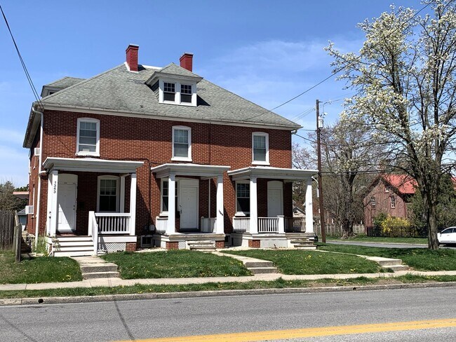 Building Photo - 1343-1347 Scotland Ave