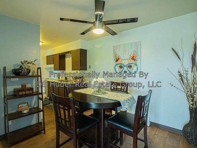 Foto del edificio - 1310 Sunset Ave