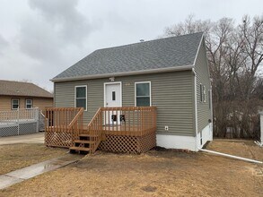 Building Photo - 608 N 19th St