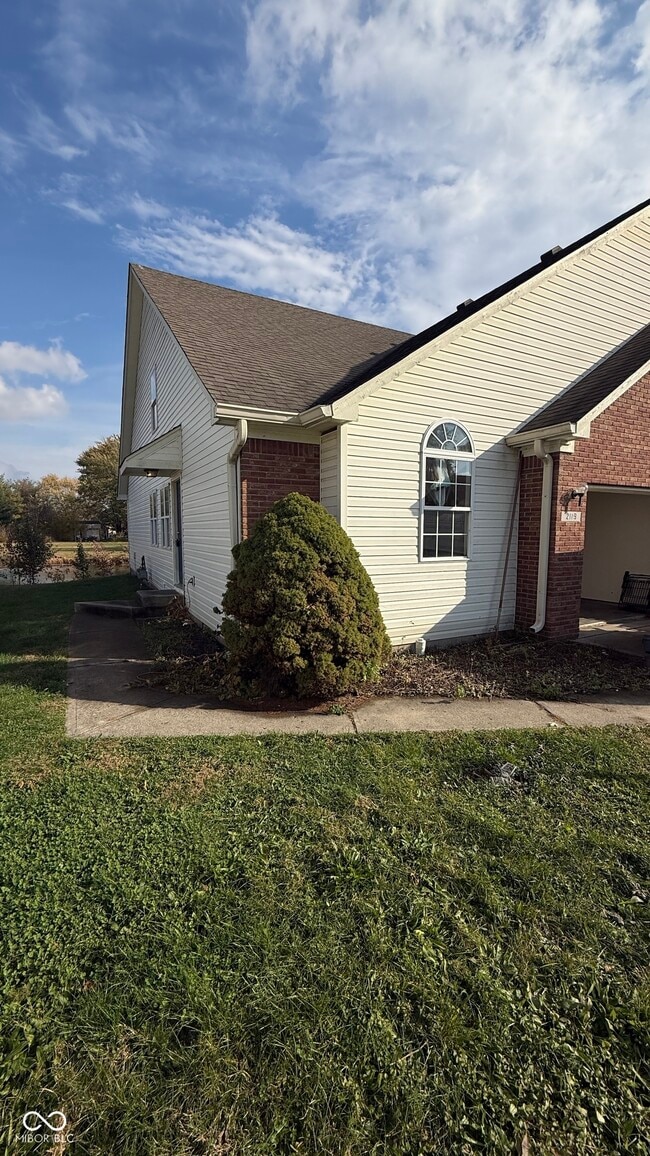 Building Photo - 2119 Galaxy Dr