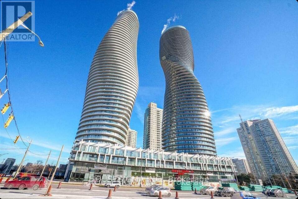 Photo principale - 4033-4033 Hurontario St