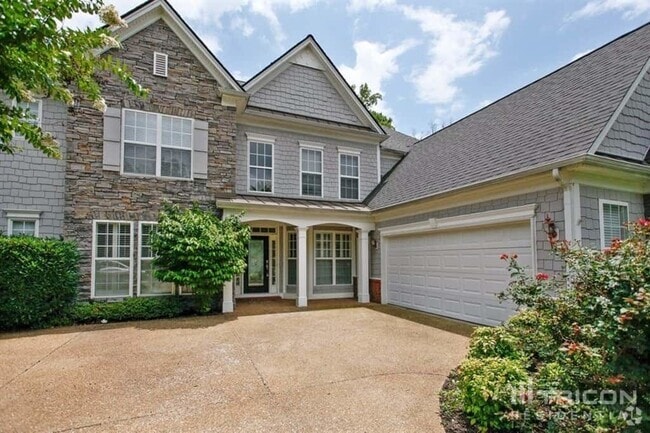 Building Photo - 1514 Red Oak Dr