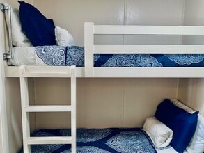 Building Photo - 6102 Seawall Blvd