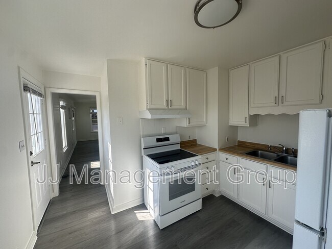 Foto del edificio - 1225 2nd St