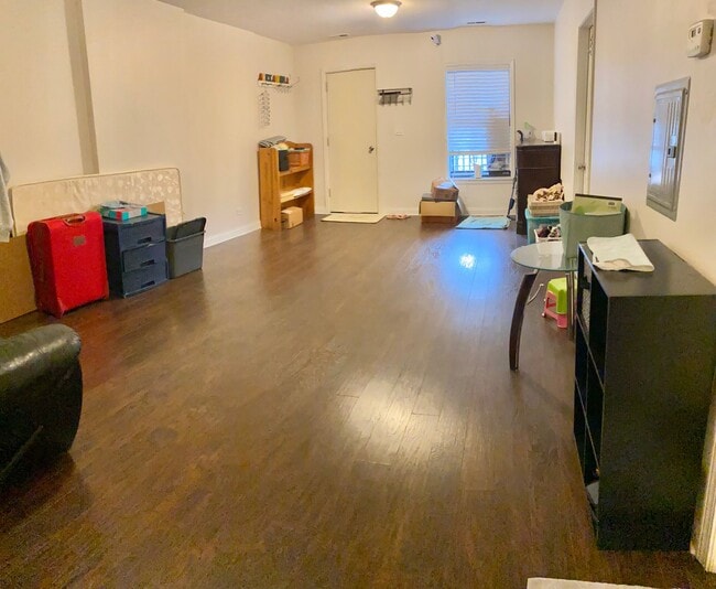 Foto del edificio - 254 W 31st St