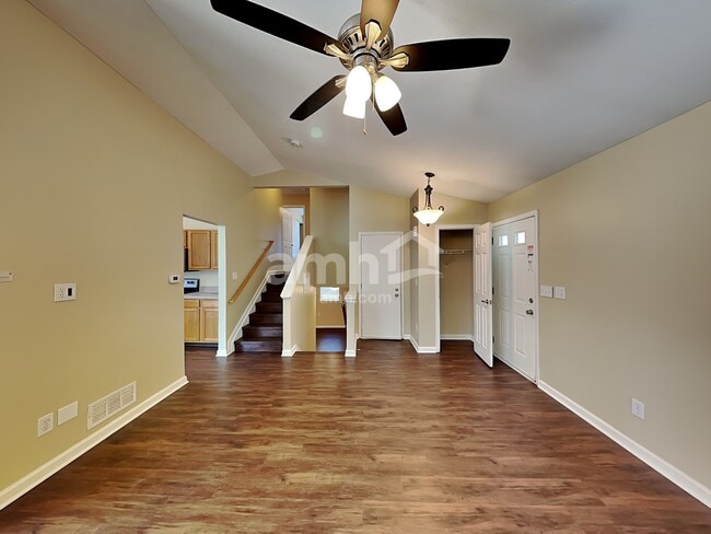 Building Photo - 5505 Dietrich Ave