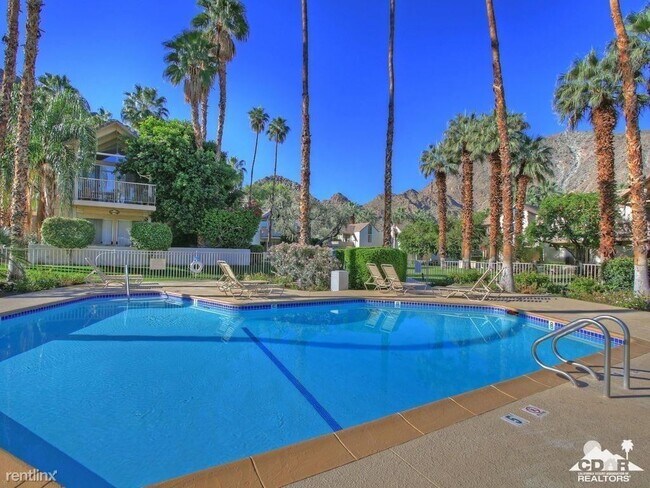 Foto del edificio - 1 br, 1 bath Condo - 78155 Cabrillo Ln Uni...