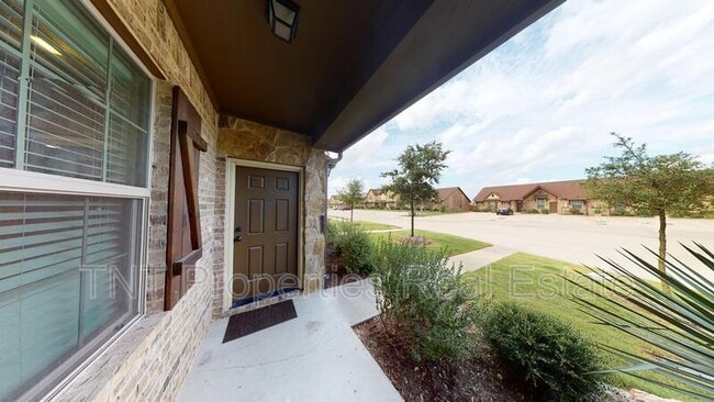 Foto del edificio - 3322 Wakewell Ct
