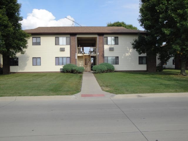 Building Photo - Meadowbrook Apartments