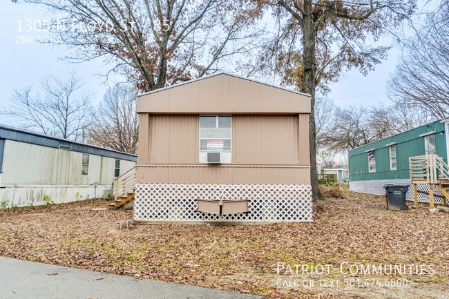 Foto del edificio - 1305 N Floyd St